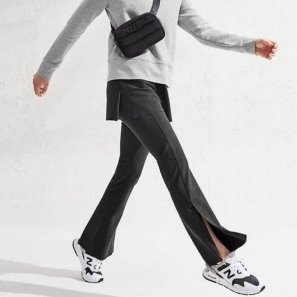 Athleta Stellar Flare Trousers size 4T Anthracite Grey - Picture 8 of 9